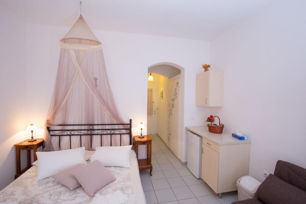 Pension Ageliki Sifnos Platis Gialos  Екстериор снимка